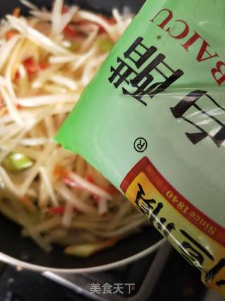 酸辣土豆丝的做法步骤：9