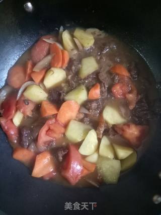 牛腩炖胡萝卜土豆的做法步骤：13