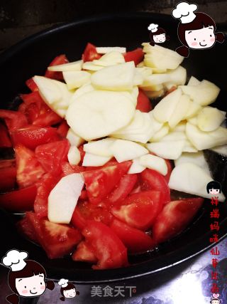 仙草阁私房菜（孕期妈咪）--软糯酸甜（番茄闷土豆）的做法步骤：4