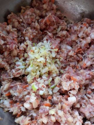 蒸香菇肉丸的做法步骤：8
