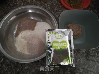 无糖无油全麦苏打饼干的做法步骤：1