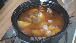 番茄牛腩土豆的做法步骤：2