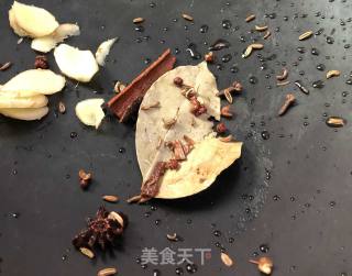 砂锅烤鸭的做法步骤：4