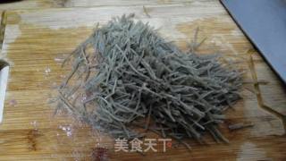 韭菜盒子的做法步骤：4