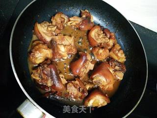 红烧猪蹄的做法步骤：8