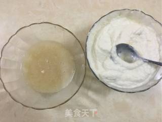 榴莲慕斯的做法步骤：5