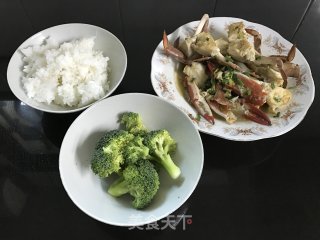 梭子蟹菜泡粥的做法步骤：1