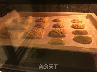 蜜红豆派——与众不同的西式“饺子”的做法步骤：13