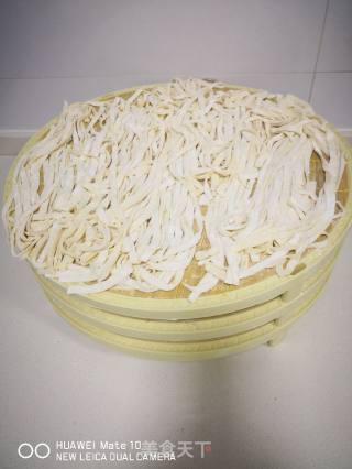 豆角焖面的做法步骤：1