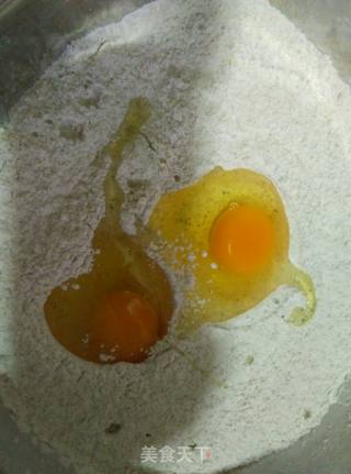 黑芝麻葡萄干烤馍的做法步骤：3