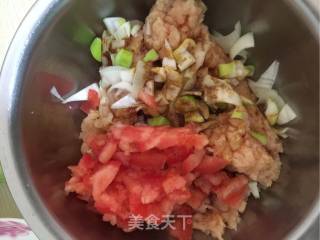 减脂餐－西兰花蒸鸡肉丸的做法步骤：1