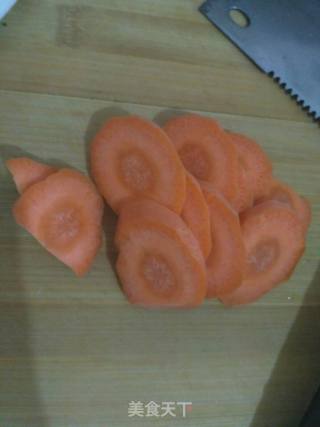 酱油炒三片的做法步骤：1