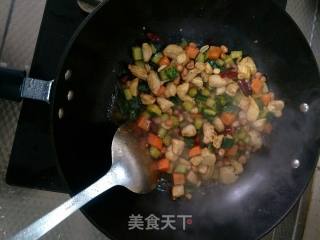 宫保鸡丁的做法步骤：8