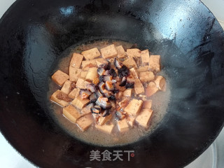 红极参烧豆腐的做法步骤：8