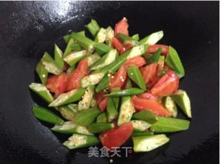西红柿炒秋葵的做法步骤：7