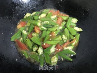 西红柿炒秋葵的做法步骤：9