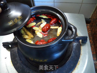 花胶鸽子汤的做法步骤：6