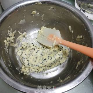 黄油黑芝麻小圆饼的做法步骤：9