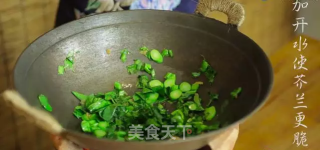 沙茶牛肉芥兰炒粿条的做法步骤：3