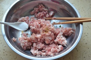 大肉莲菜饺子的做法步骤：4