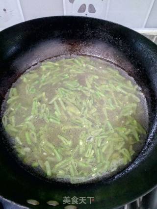 芸豆鸡蛋过水面的做法步骤：4