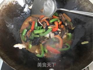 彩椒香菇烧红极参的做法步骤：13