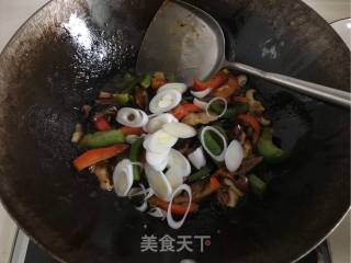 彩椒香菇烧红极参的做法步骤：14