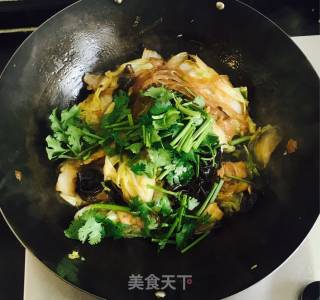 白菜炒粉条的做法步骤：9