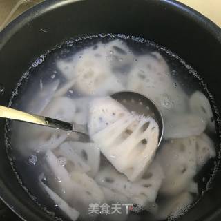彩椒莲藕的做法步骤：2