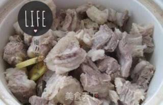 炖牛腩的做法步骤：3