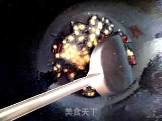 小河虾炒蒜苗的做法步骤：5