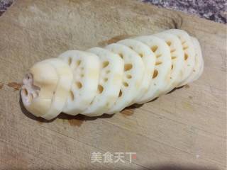 虫草花莲藕汤的做法步骤：3