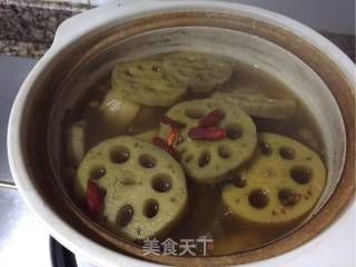 虫草花莲藕汤的做法步骤：6