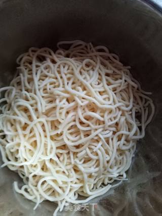红烧肉豆角焖面的做法步骤：3