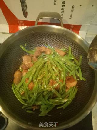 红烧肉豆角焖面的做法步骤：4