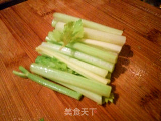 干锅牛蛙的做法步骤：5