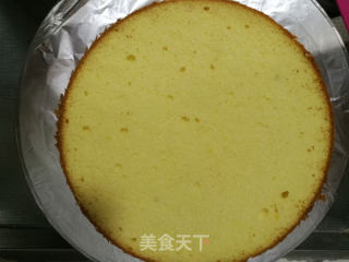 元旦快手草莓裸蛋糕的做法步骤：11