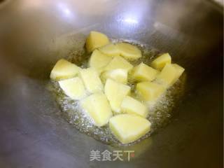 沙茶豆豉焖鸭翅的做法步骤：1