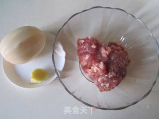 金针菇烩莲藕丸的做法步骤：1
