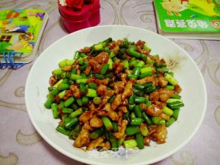 甜面酱蒜苔肉丁的做法步骤：9
