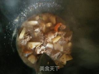 鸡腿块炖土豆的做法步骤：6
