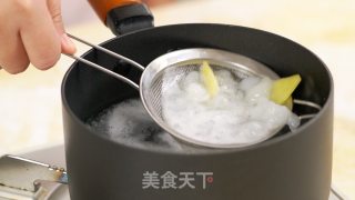 木瓜燕窝炖雪蛤的做法步骤：2