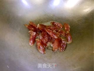 鱿鱼炒荷兰豆的做法步骤：2