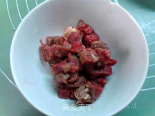 香脆土司炒牛肉的做法步骤：7
