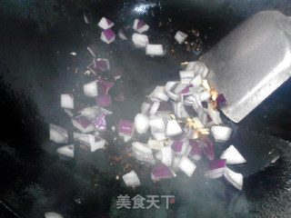 香脆土司炒牛肉的做法步骤：16