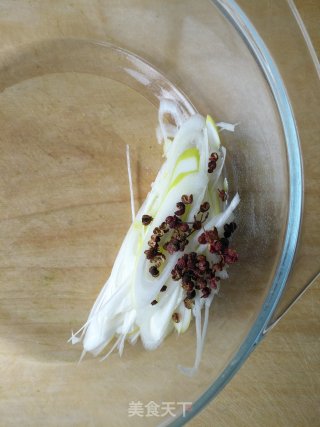 蕨根粉拌豆芽的做法步骤：2