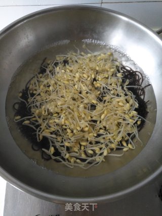 蕨根粉拌豆芽的做法步骤：6