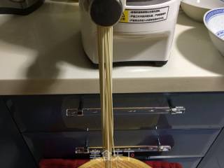 牛肉炸酱面的做法步骤：3
