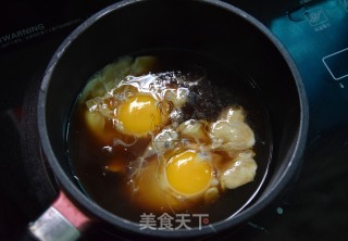 红枣桂香鸡蛋糖水的做法步骤：6