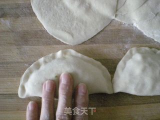 鲜韭菜鸡蛋盒子的做法步骤：6